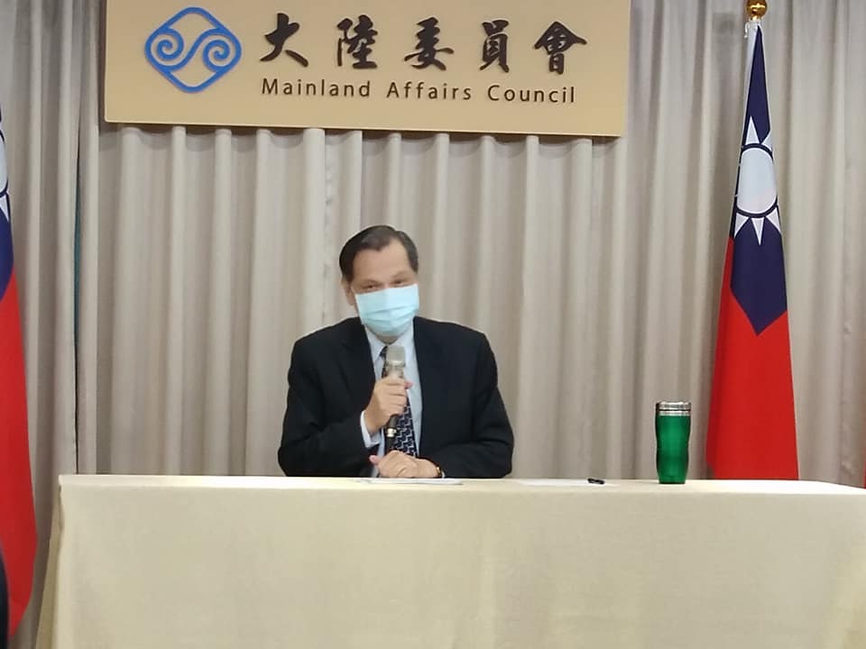 陸委會主委陳明通16日表示，香港應依照協議確保我駐港機構不受政治力干擾，否則台灣將採取必要、強力的反制措施。(王韋婷 攝)