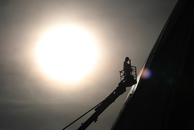 科學家今天(3日)表示，全球與熱浪相關的死亡正不斷增加，特別在老年人當中。(圖：中央社)