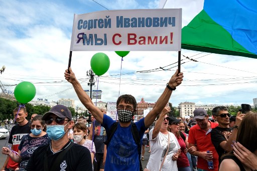 哈巴羅夫斯克市(Khabarovsk)再度出現大規模反政府示威，要求當局釋放地方行政首長弗格(Sergei Furgal)。(AFP)