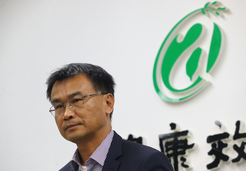 蔡英文總統將推進台美洽簽自由貿易協定(FTA)，牽動使用瘦肉精美國豬肉是否開放輸台。農委會主委陳吉仲表示，不論是任何一個情形，農委會都不會讓農民受影響。(圖：中央社)