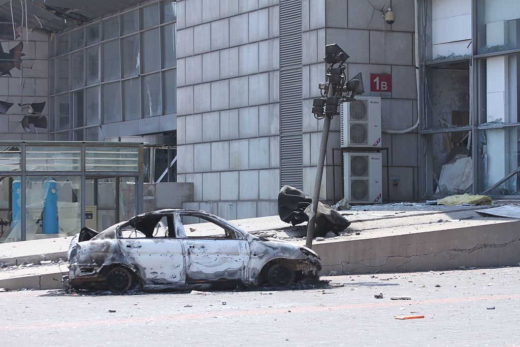 在黎巴嫩貝魯特發生硝酸銨大爆炸後，中國今天官方發布要求記取教訓，並對11省和四個港口進行重點抽查硝酸銨有關企業。圖為天津大爆炸當時街景。（維基百科）