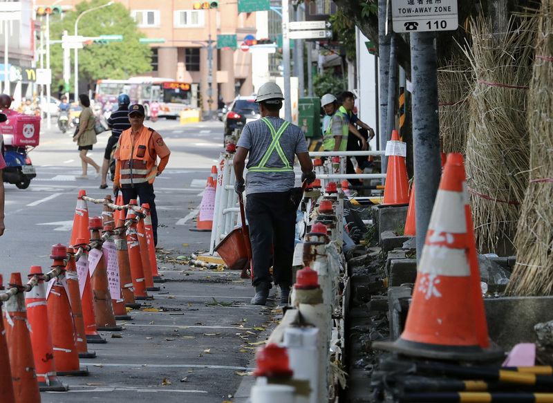 基本工資上調？ 人力銀行調查指出，勞方支持度下降、企業凍漲聲大。（ 資料照片／中央社）