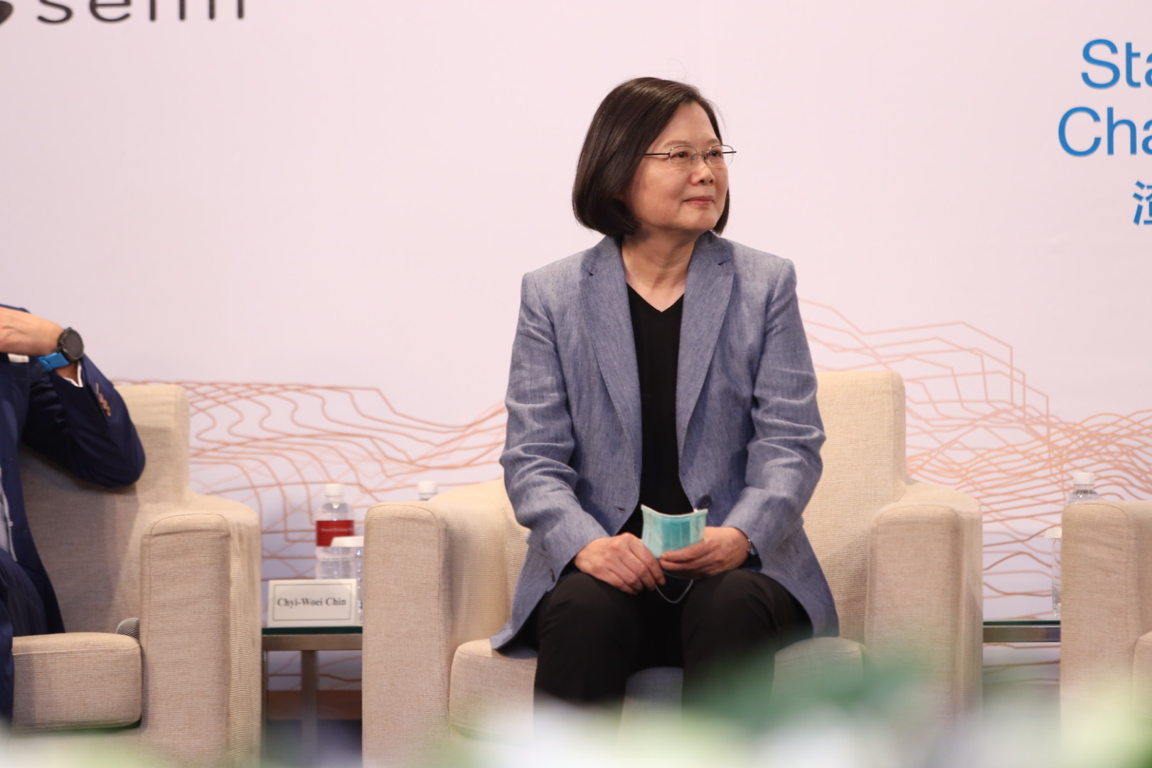 蔡英文總統說，「台美的密切夥伴關係讓我們有機會提議洽簽雙邊貿易協定」，加強合作，讓台美可以發揮產業互補性，深化雙方經貿往來，創造更多的商機，進而互惠互利。(圖：臉書)