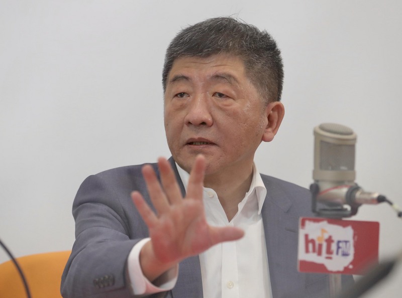 衛福部長陳時中31日在台北接受電台專訪。(圖：中央社)