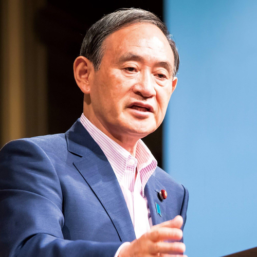 路透社今天(31日)引述熟知內情的消息人士，指日本內閣官房長官菅義偉(Yoshihide Suga)已表明將出馬參加自民黨總裁(黨主席)選舉。（圖片取材自菅義偉臉書）