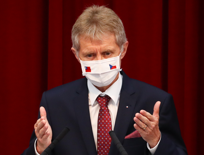 歐盟官員批評中國對捷克參議院議長維特齊(Miloš Vystrčil)訪台的恐嚇，並表示維特齊的堅持「讓捷克人腰桿挺得更直」。(圖:中央社)