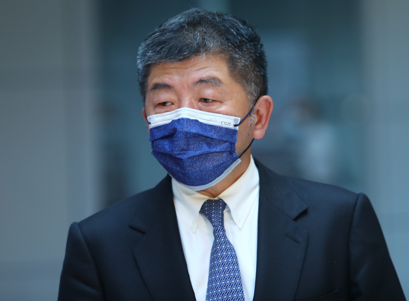 陳時中4日表示，加利科技公司的口罩混用事件，短時間內確實影響台灣品牌，但他強調，台灣製造品質沒有問題，關鍵是業者混淆視聽，因此，他希望透過行政與檢調兩方面的調查，讓口罩國家隊可以繼續維持榮耀。(圖：中央社)