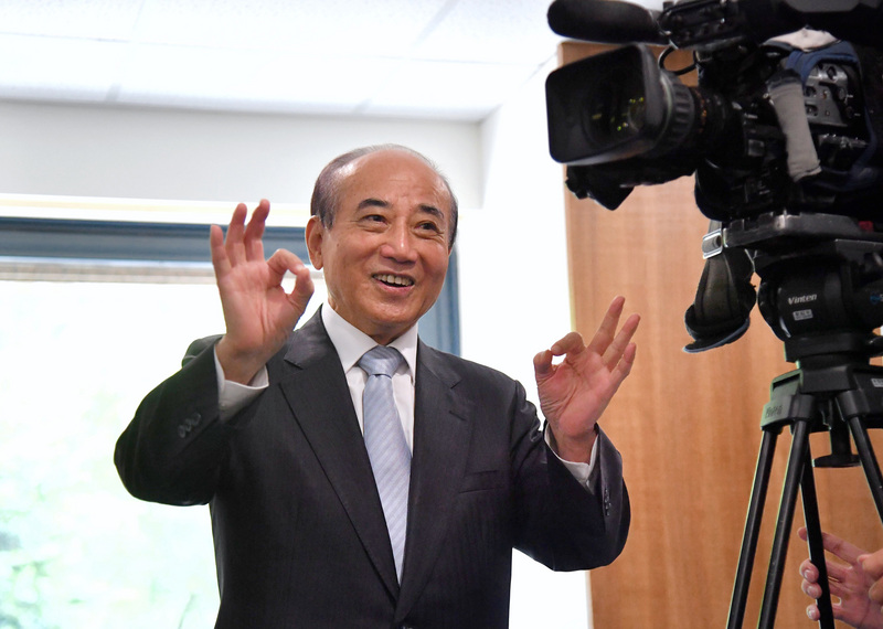 將率團出席海峽論壇的前立法院長王金平（圖）8日下午受訪表示，希望藉此行緩和兩岸緊張情勢，若總統蔡英文要見他，不管行前還是回國後，他也一定遵從。(圖：中央社)