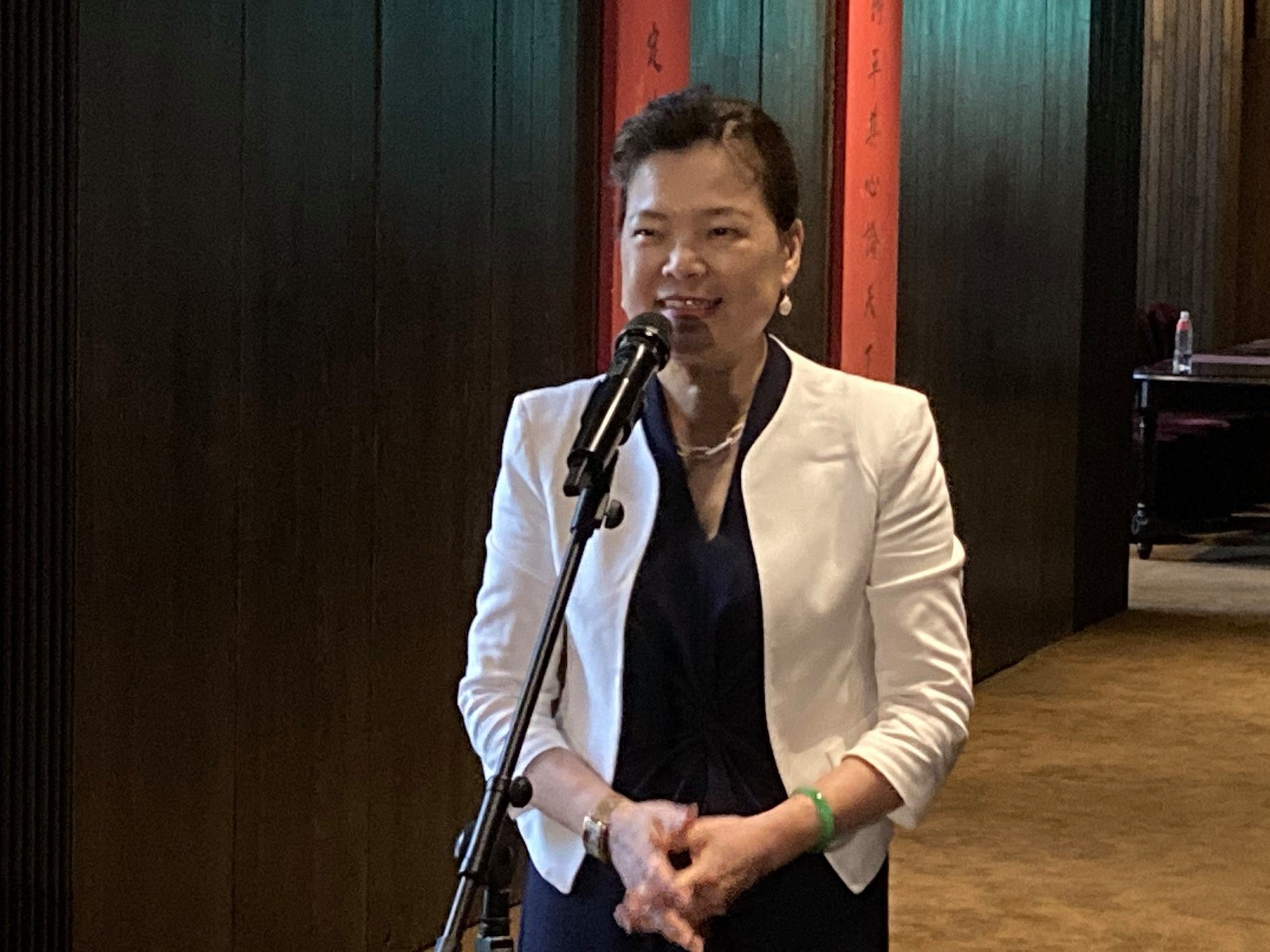 經濟部長王美花強調，開放美豬美牛是過去政府就承諾美方的事情。(謝佳興 攝)