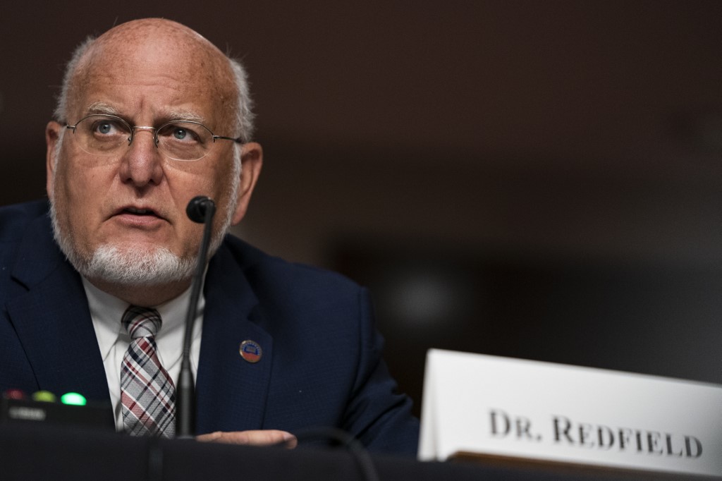美國CDC主任芮斐德(Robert Redfield) (AFP)