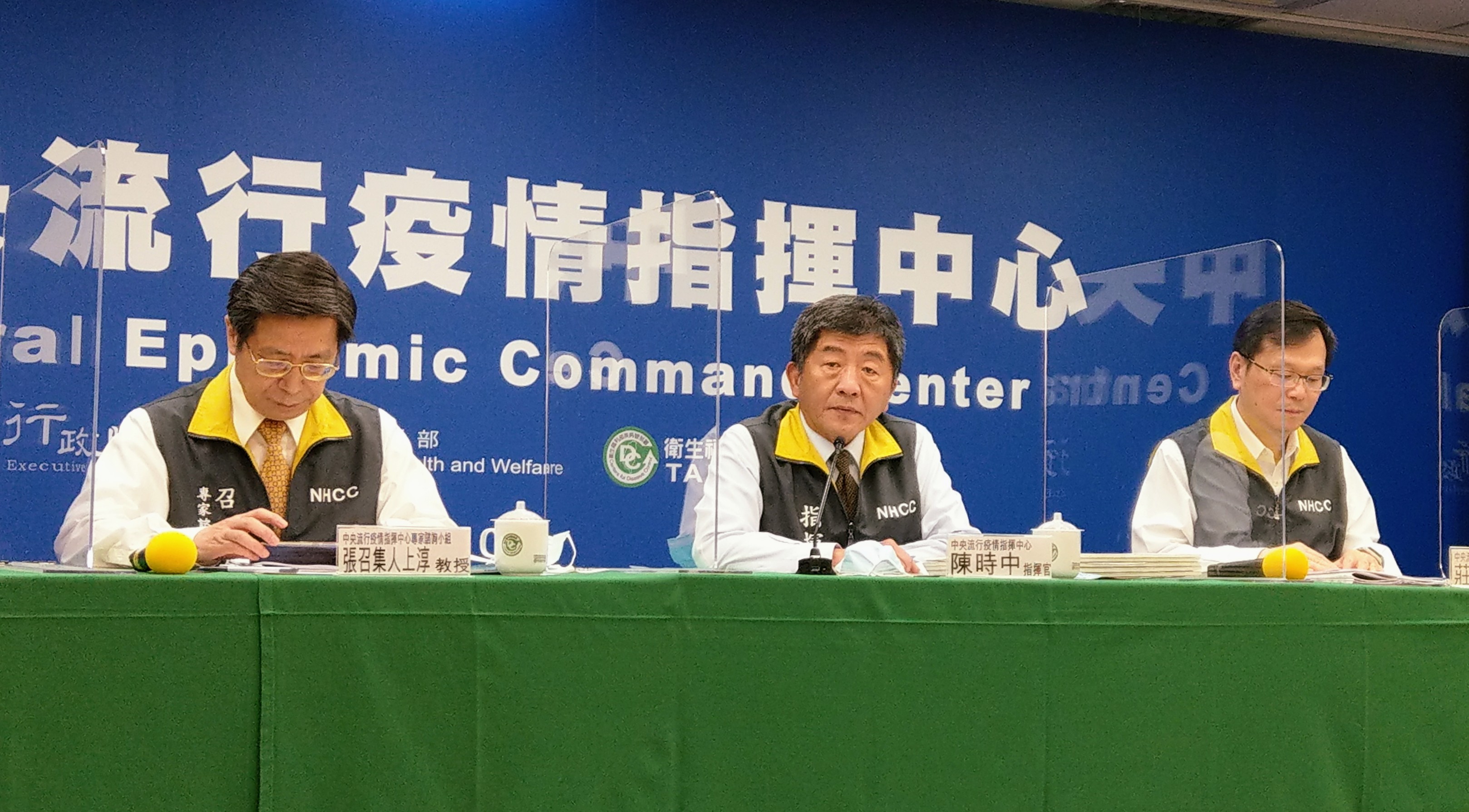 指揮中心指揮官陳時中30日宣布國內新增一例COVID-19境外移入。(劉品希 攝)