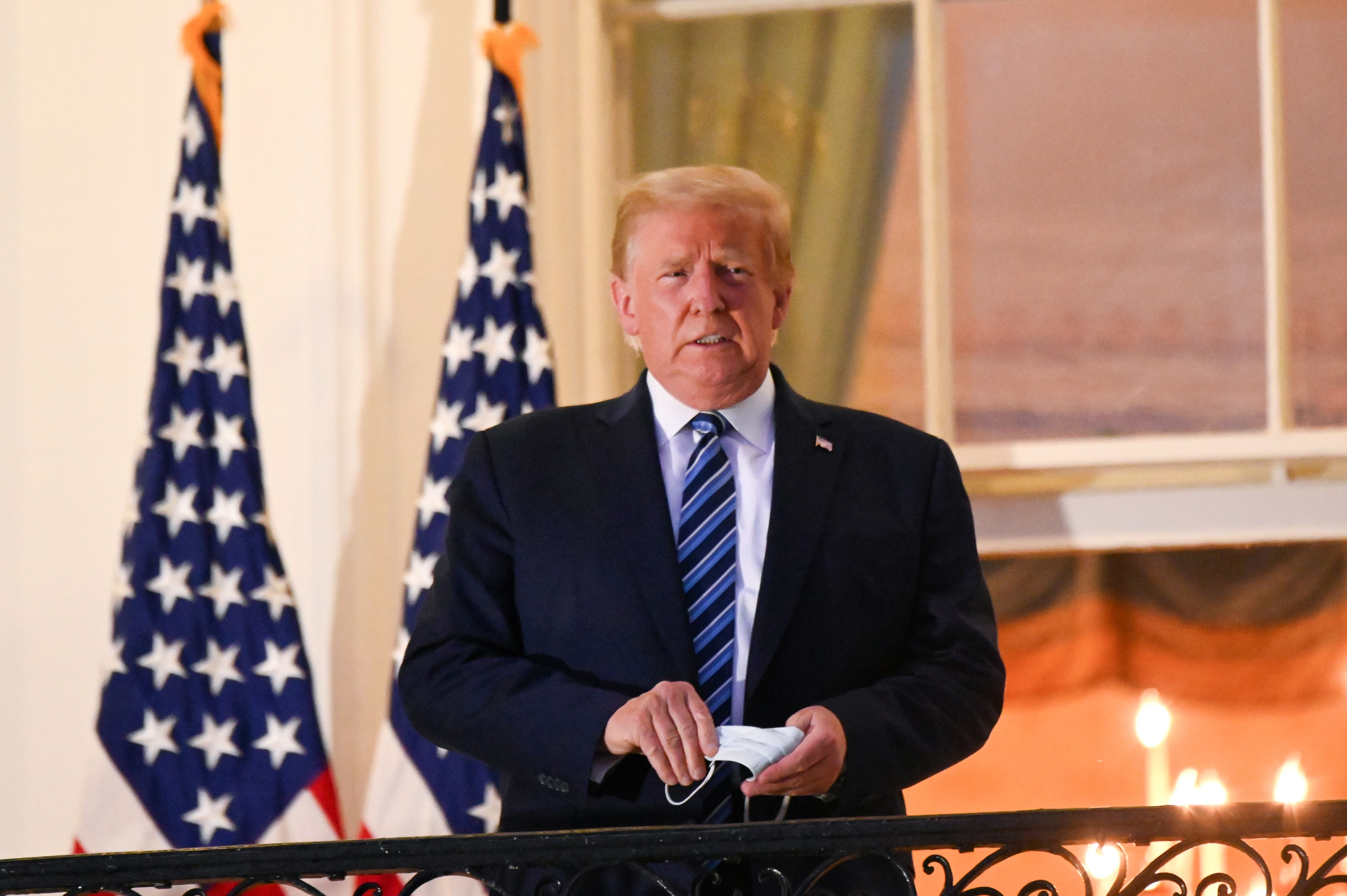 美國總統川普(Donald Trump)在確診COVID-19並且出院後，各界對他的健康狀況猜疑不斷。(路透社/達志影像)