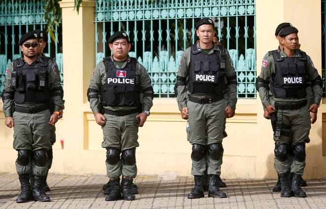 美國聯調局與柬埔寨警方一起辦案，凸顯華府尋求與中國親密盟邦金邊(Phnom Penh)當局，改善近年來緊繃的雙邊關係。(臉書)