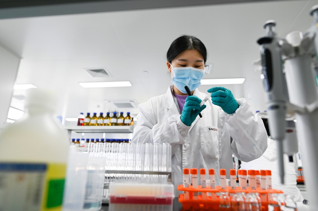 北京科興生物公司( Sinovac)投入新冠疫苗研發 (AFP)