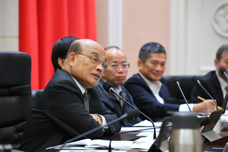 行政院長蘇貞昌今天主持行政院文化會報時表示，支持文化部的出版產業振興政策，並指示相關部會積極作業，提供重要助力。（行政院提供）