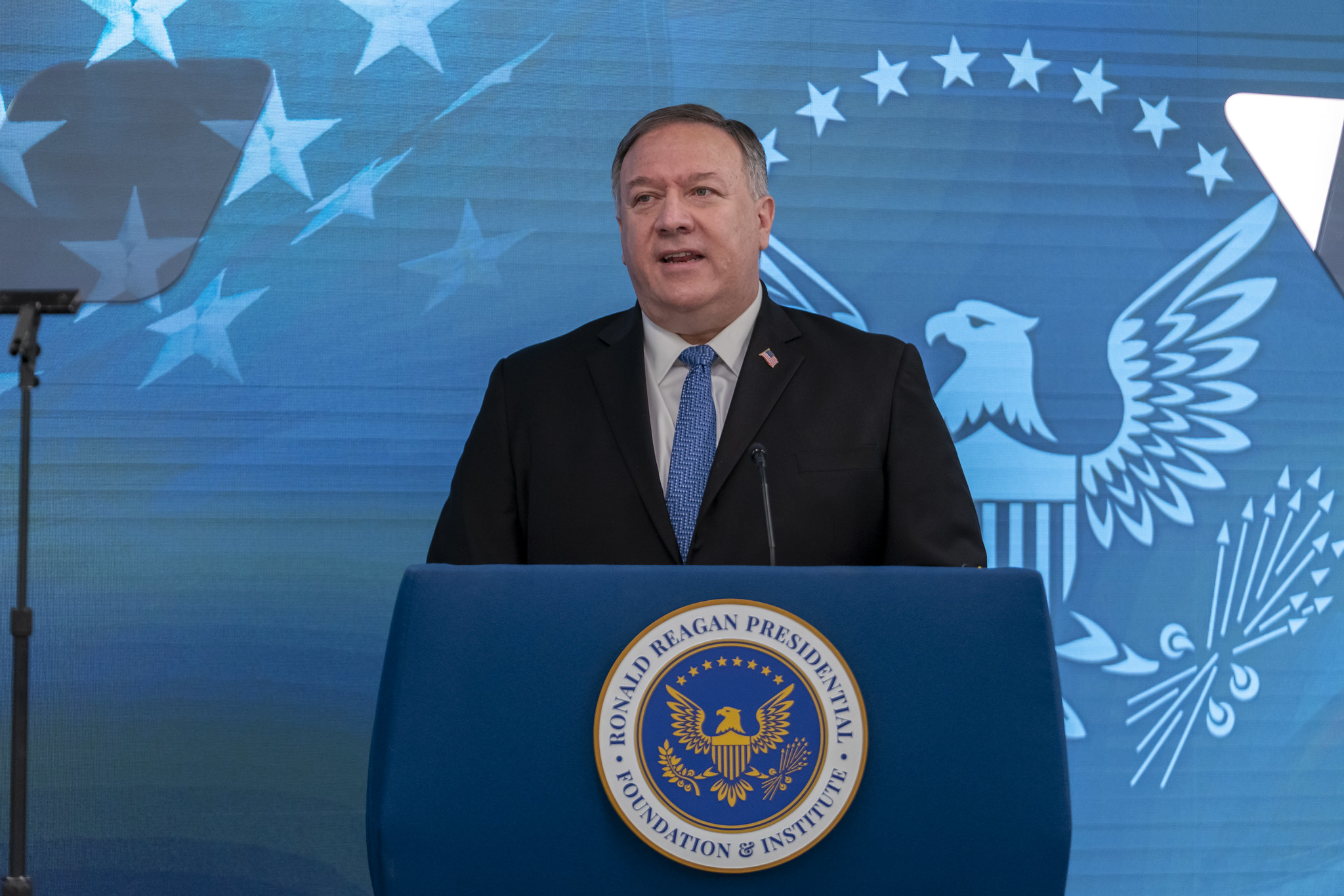美國國務卿蓬佩奧(Mike Pompeo)宣布終止5項中資交流計畫。 (圖:美國國務院)