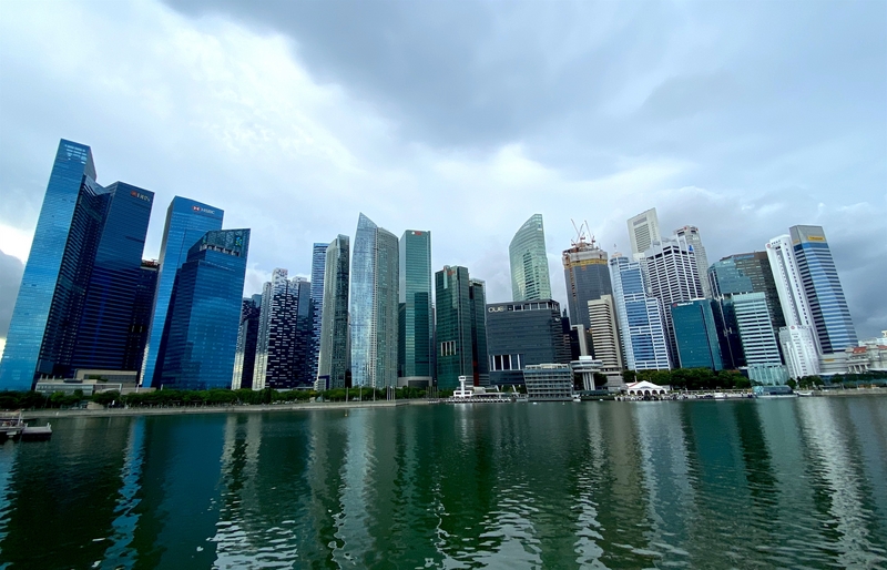 圖為新加坡濱海灣金融區。(圖:中央社)