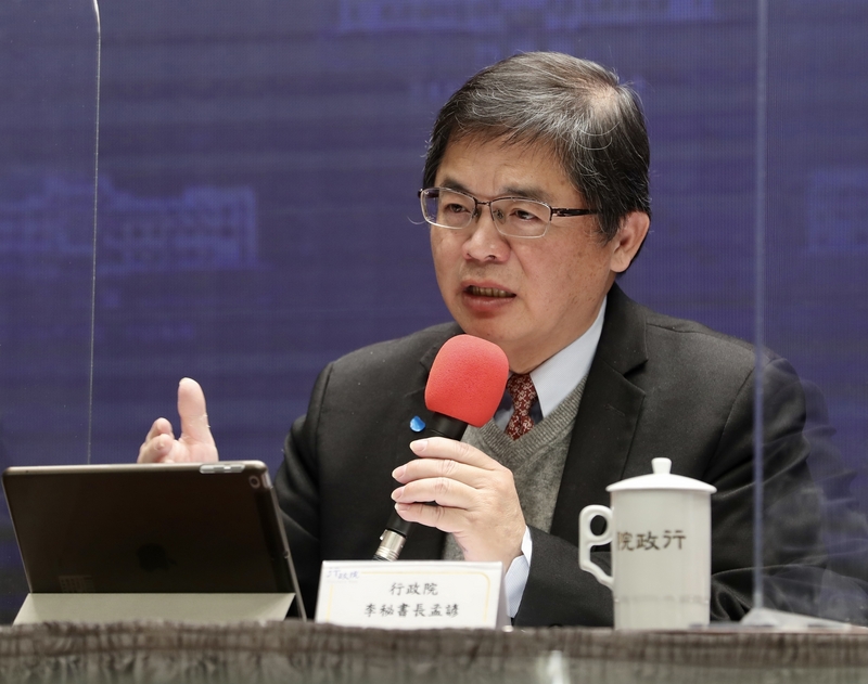 行政院祕書長李孟諺（圖）3日主持行政院會後記者會，轉述院長蘇貞昌在院會中宣示。(圖:中央社)