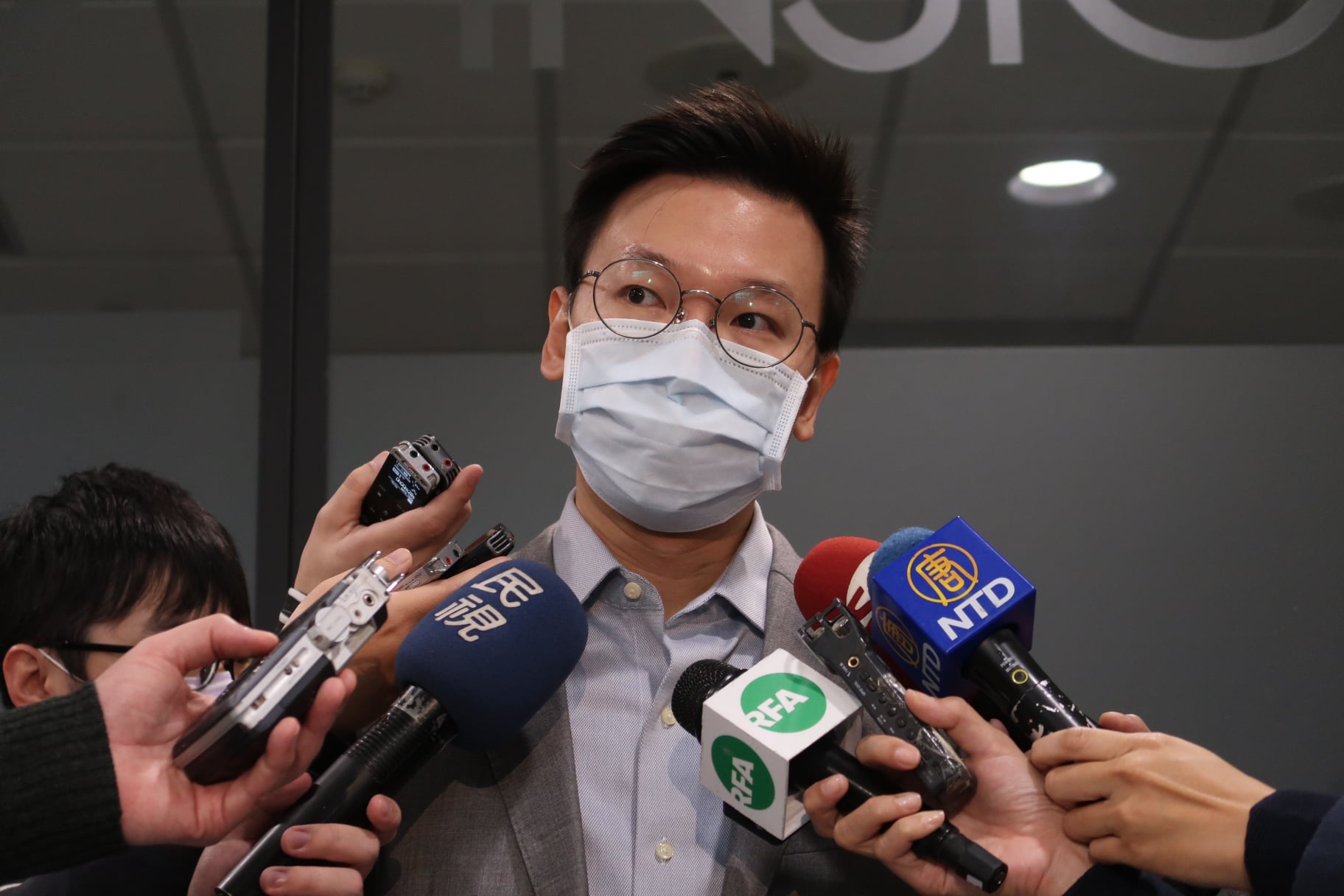 黃之鋒等人遭判刑，林飛帆籲台灣思考提升援港機制。 (劉玉秋攝)