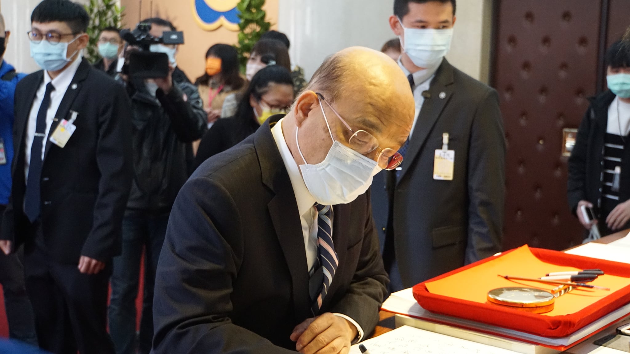 行政院長蘇貞昌到立法院接受施政總質詢（劉玉秋攝）