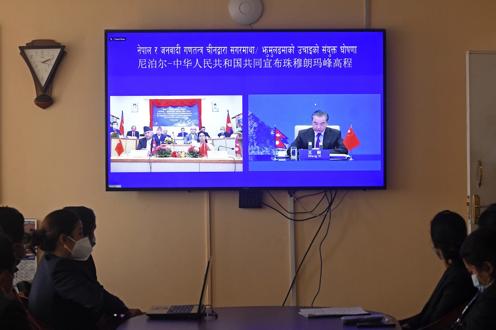 中國與尼泊爾兩國8日同意聖母峰的新海拔高度為8,848.86公尺。 (AFP)