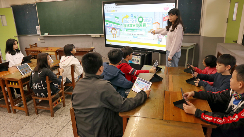 疫情升溫，國內不少人關注今年寒假會不會延長。(新北市教育局提供)