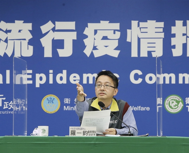 中央流行疫情指揮中心醫療應變組副組長羅一鈞。(圖: 中央社)