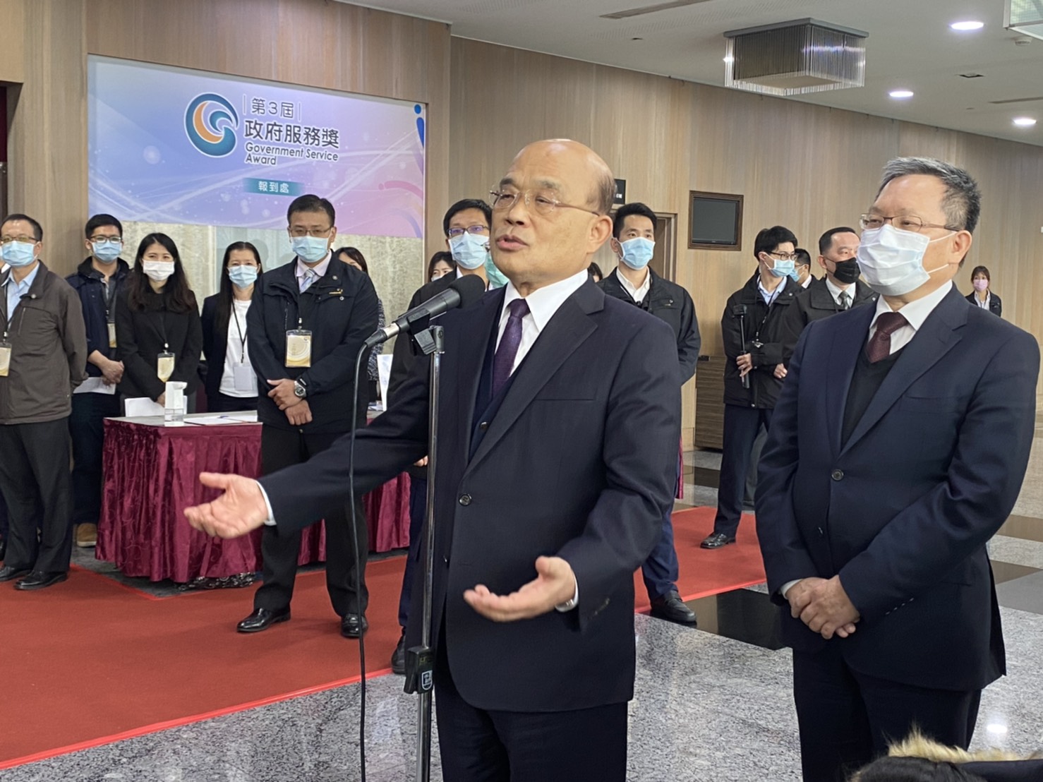 行政院長蘇貞昌17日強調，國際往來要建立互信。(林詠青 攝)