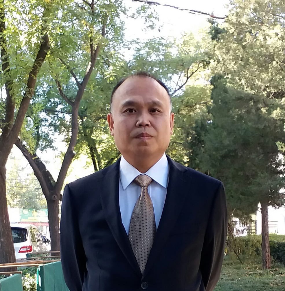 中國維權律師余文生「煽動顛覆國家政權」案二審仍維持原判（照片由妻子許豔提供）