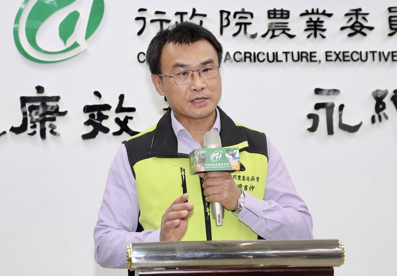 面對水情持續嚴峻，農委會主委陳吉仲29日宣布，110年第一期作竹苗中停灌2萬8千公頃，其中包含台中2萬多公頃、苗栗2800多公頃、新竹4500多公頃。(圖：中央社)