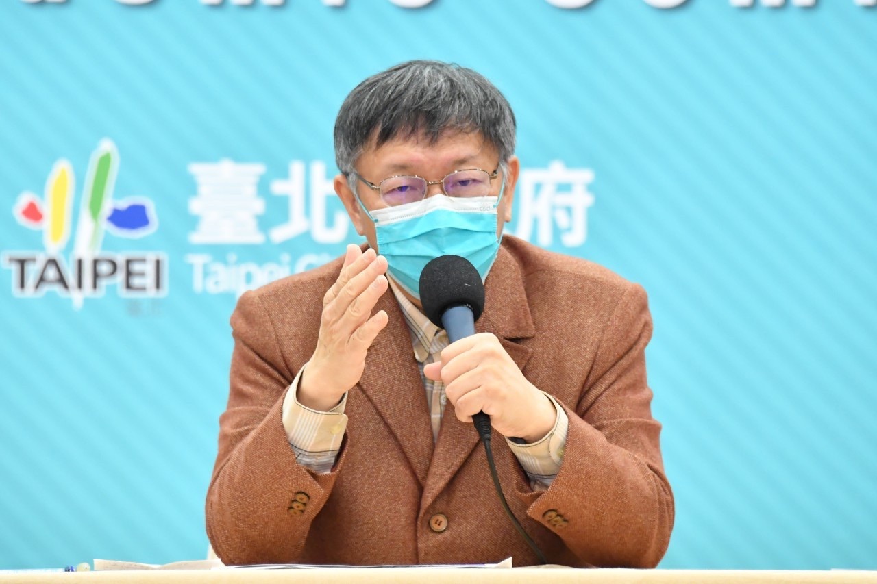 台北市長柯文哲認為應以科學數據決定政策，不該被不理智的恐懼打敗，因此台北市跨年晚會照常舉辦。(北市府提供)
