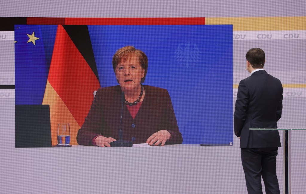 德國執政的基督教民主黨(CDU)黨代表大會15日在線上舉日。 (AFP)