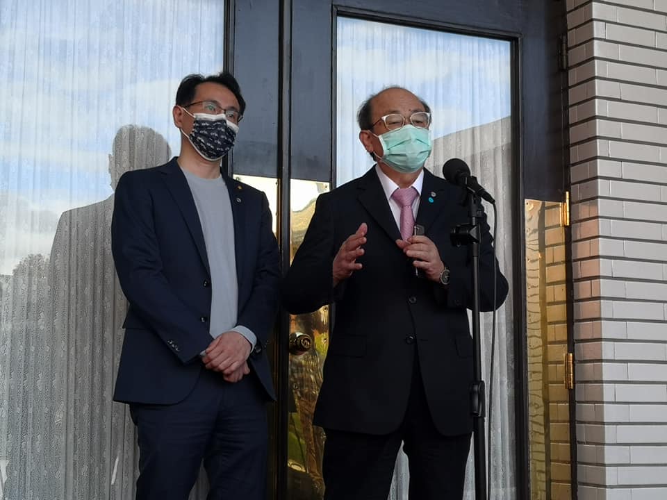 民進黨團總召柯建銘(右)(資料照片／劉玉秋 攝)