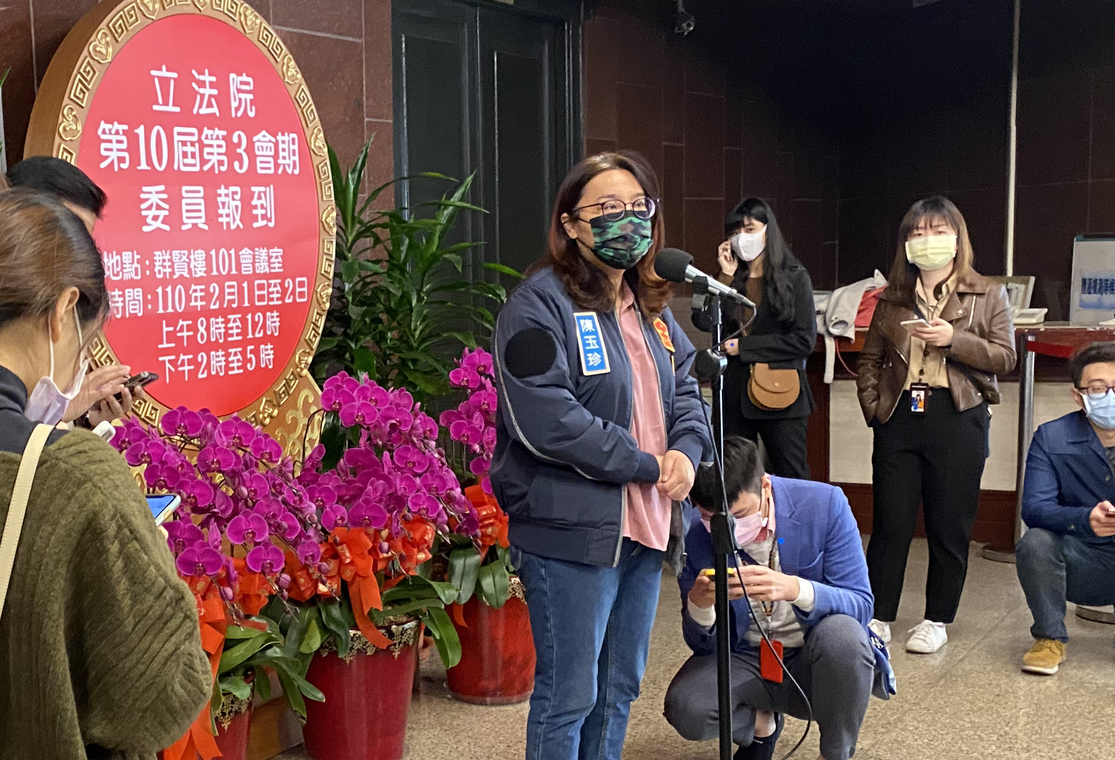 國民黨立委陳玉珍1日立院新會期報到拔得頭籌，她對資深媒體人趙少康決定回歸國民黨表示歡迎。(林詠青 攝)