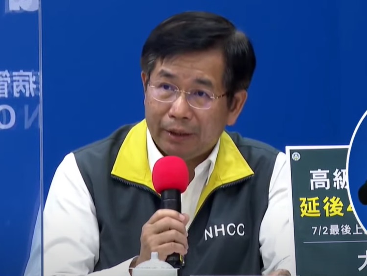 教育部長潘文忠表示，教育部目前正與衛政單位進行境外生入境計畫最後流程確認，近期就會開放申請。(圖擷自YouTube)