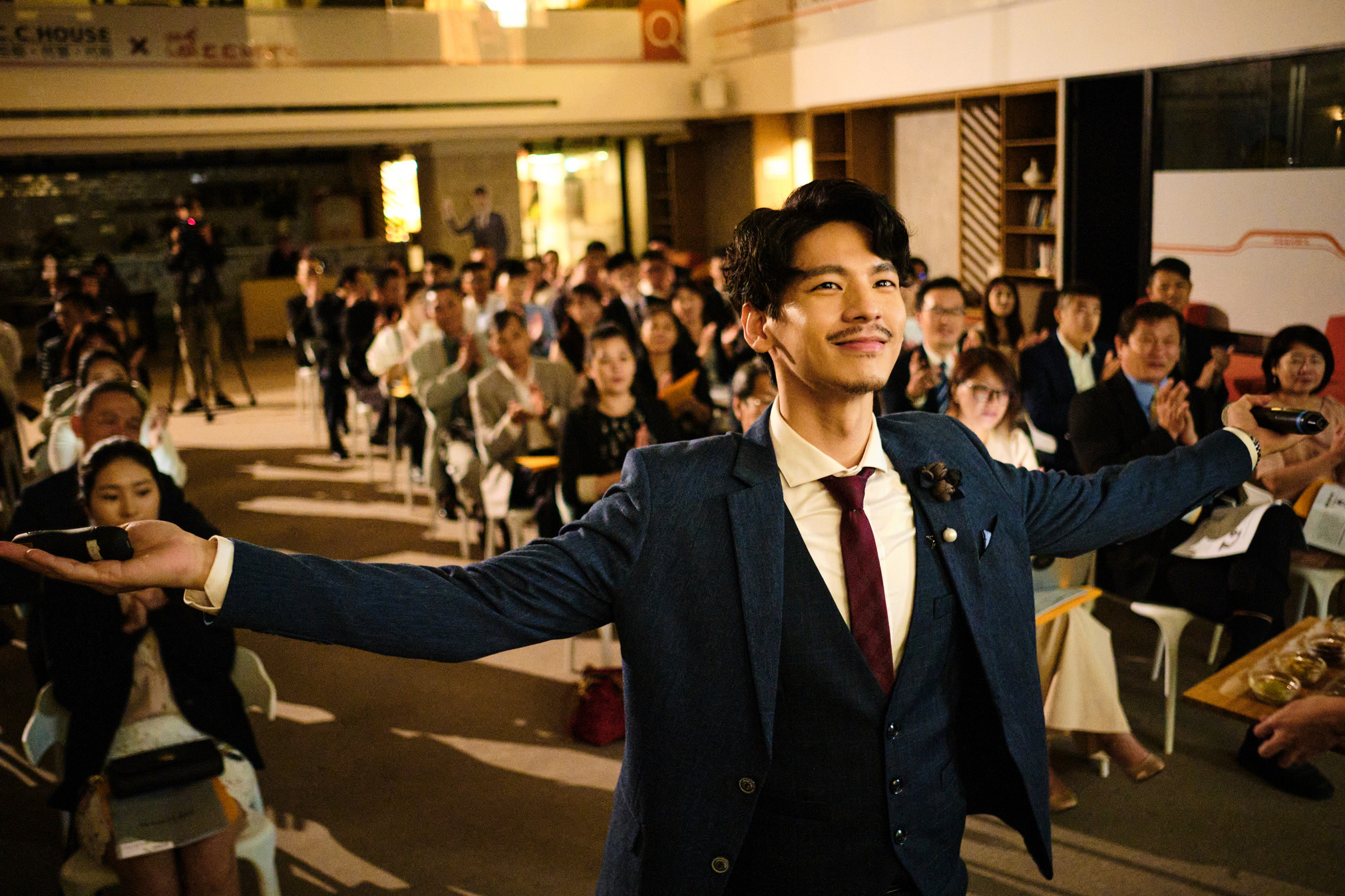 《大債時代》係公視與資策會服創所透過大數據分析開發的寫實劇。(公共電視劇照授權)