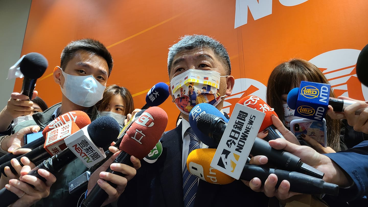 國產疫苗高齡者收案卡關，陳時中6日表示可考慮先開放其他年齡層先施打。(江昭倫攝)