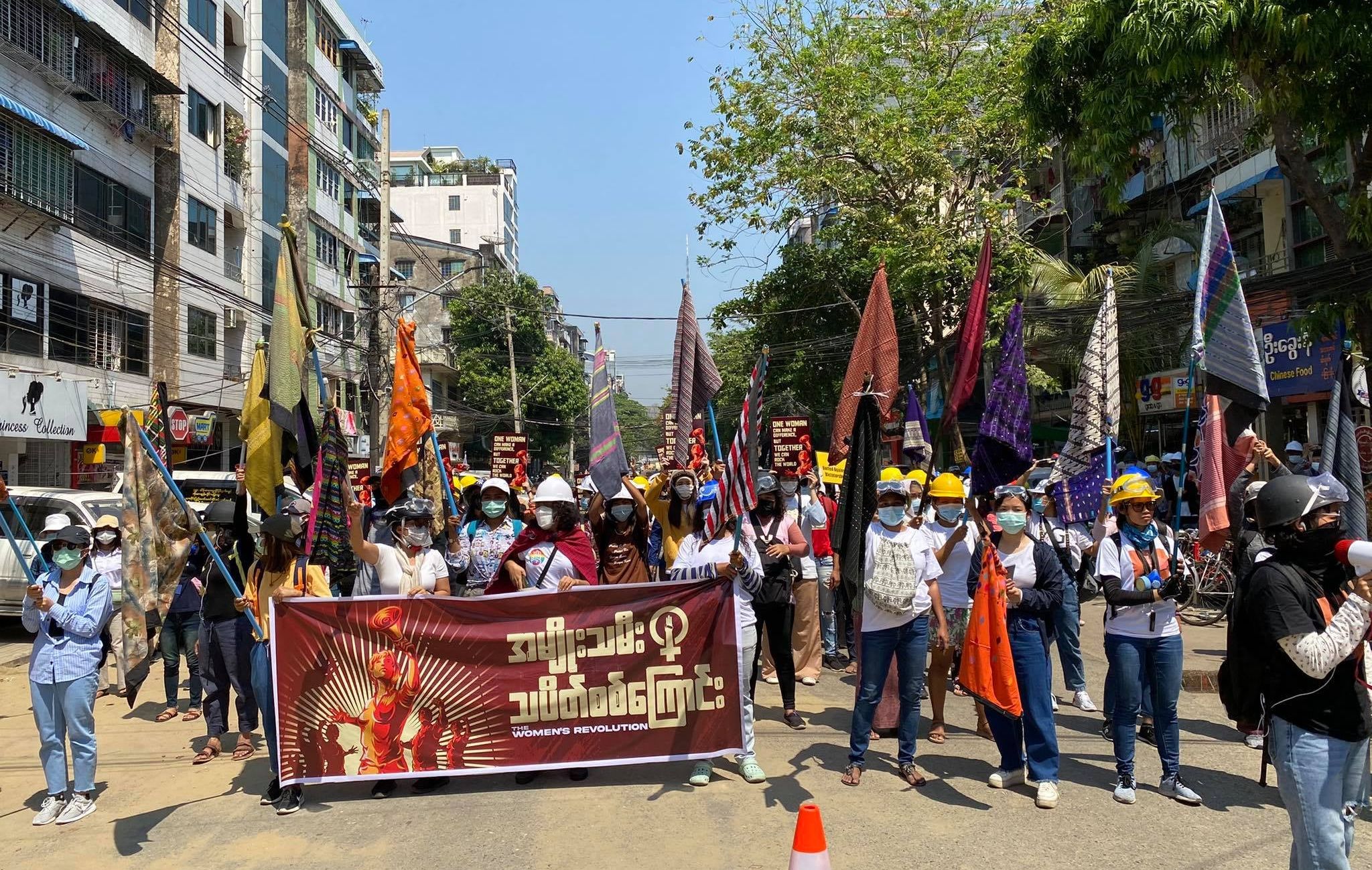 緬甸抗爭遍地開花，呼應罷工人民再上街頭。 (網路圖片)