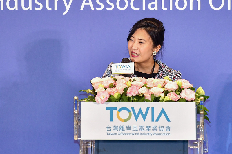 台灣離岸風電產業協會10日舉行成立大會，協會首任理事長許乃文強調今年是台灣離岸風電發展最關鍵的一年。 (圖：中央社)