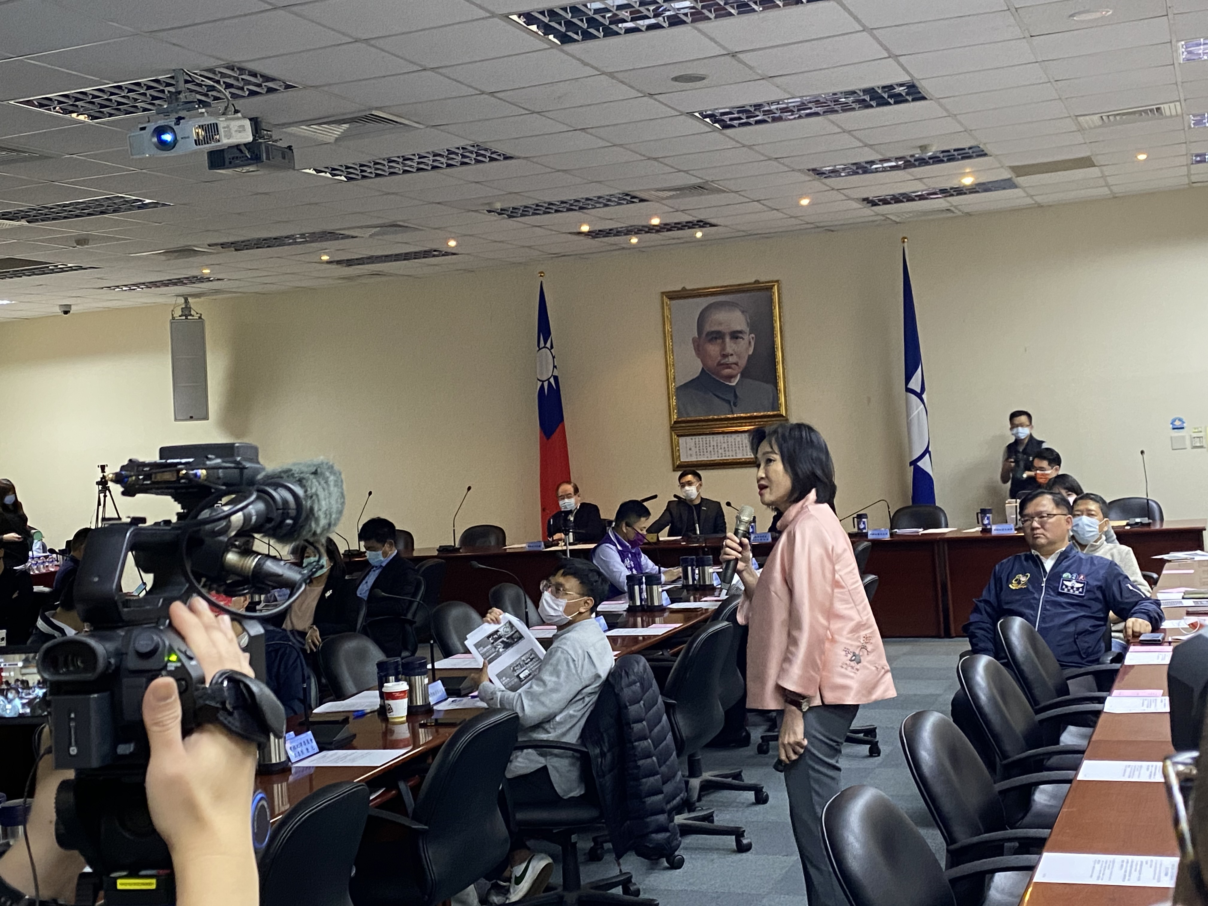 國民黨副秘書長柯志恩10日在黨中常會進行黨務推動報告。(林詠青 攝)