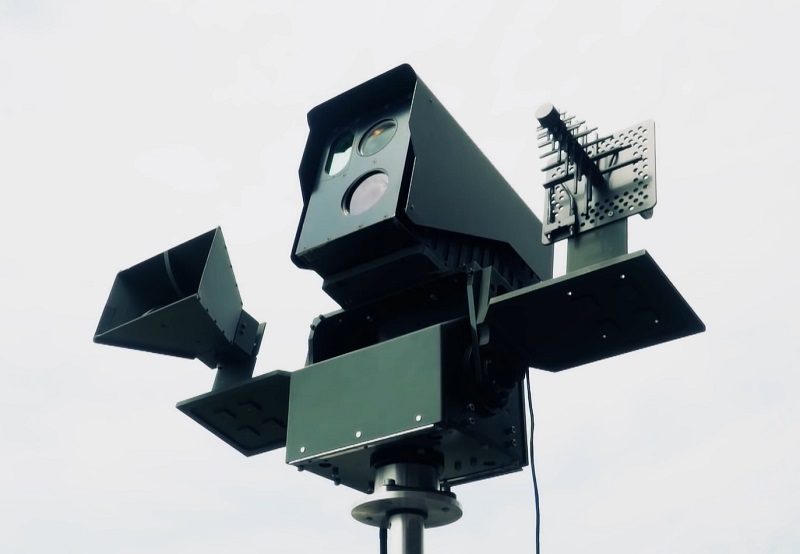 國防部11日首度公開反制無人機方案，針對小型機，將以國家中山科學研究院「無人機防禦系統」掌握周邊5公里內動態，以電子干擾方式反制。(圖：國家中山科學研究院)