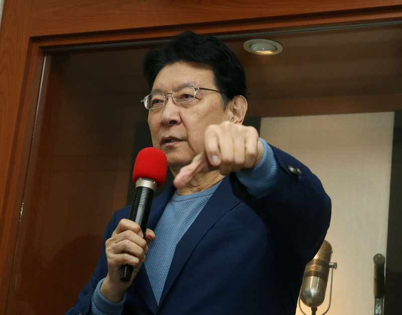 媒體人趙少康15日表示，北京毀了香港民主制度，台灣更不會接受「一國兩制」。(圖：中央社)