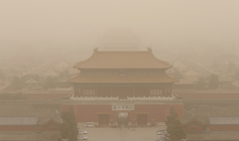 五一長假結束，中國北方又現沙塵暴。 (圖：中央社檔案照片)