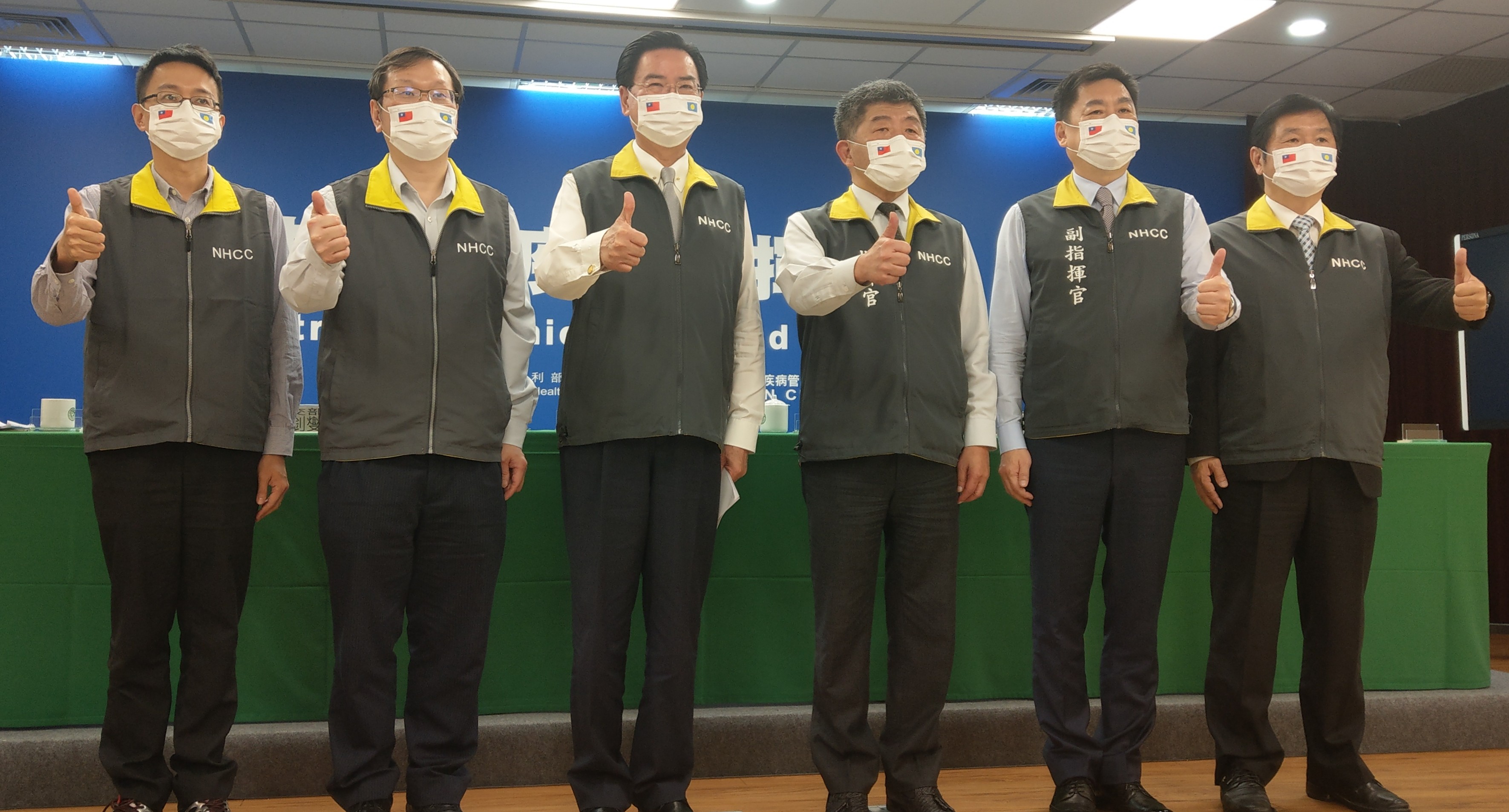 指揮中心17日宣布即日起啟動台帛「旅遊泡泡」。(劉品希 攝)
