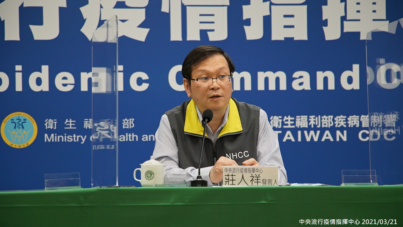 指揮中心發言人莊人祥表示，65歲以上民眾接種AZ疫苗沒有問題。(指揮中心提供)