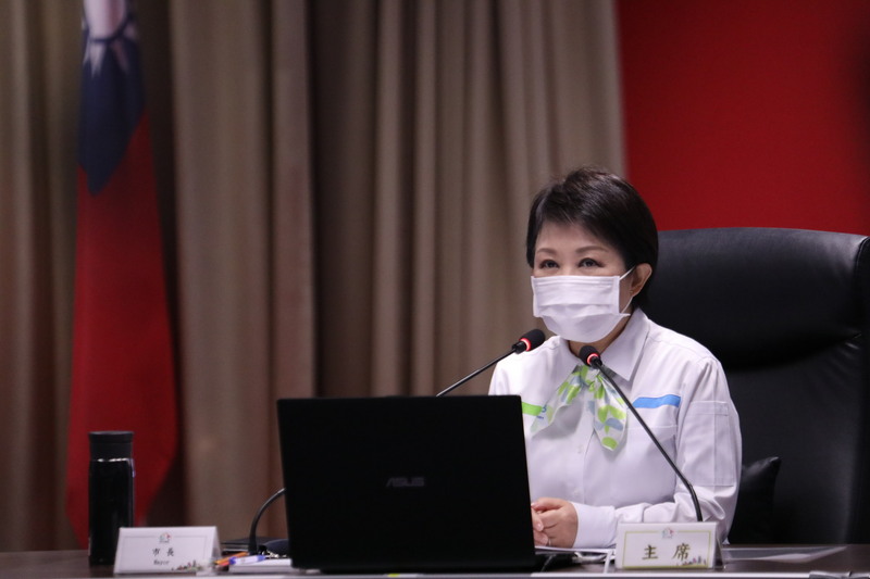 對於台中火力發電廠將興建2部燃氣機組，台中市長盧秀燕23日表示，支持中火機組汰舊換新，但如要增加2部燃氣機組，中火就應拆除4部老舊燃煤機組，而不是備而不用。 (圖：中央社)