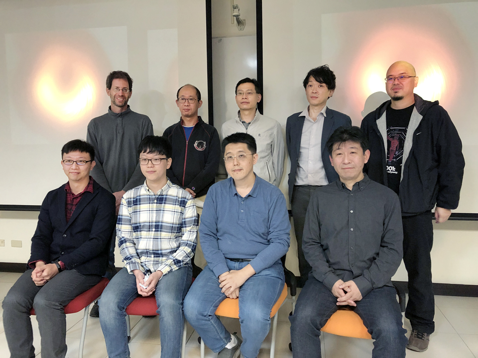 中央研究院天文及天文物理研究所參與的「事件視界望遠鏡（Event Horizon Telescope，EHT）」國際合作計畫成員。（楊文君攝）
