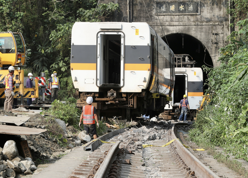 2021年4月2日台鐵408車次太魯閣號事故，造成50人死亡。 (資料照片／中央社)