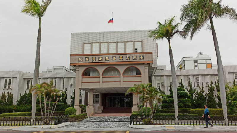 台鐵太魯閣號事故造成重大傷亡，涉肇事的義祥工業社負責人李義祥被地方法院裁定新台幣50萬元交保，檢察官不服提起抗告，花蓮高分院（圖）4日撤銷原裁定，發回花蓮地方法院重裁。 (圖：中央社)