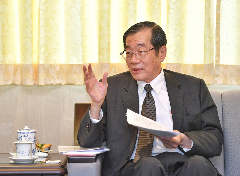 考試院9日表示，考試院長黃榮村將捐出1個月所得，希望地震受災戶及時得到幫助。 (資料照/中央社)